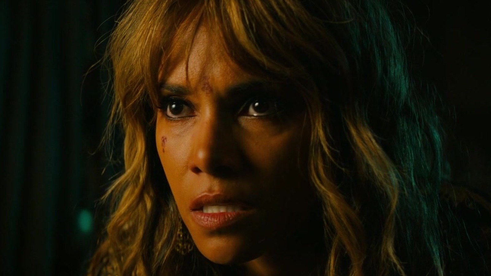 Halle Berry Reacts to Early Career Film Scenes in Viral Video